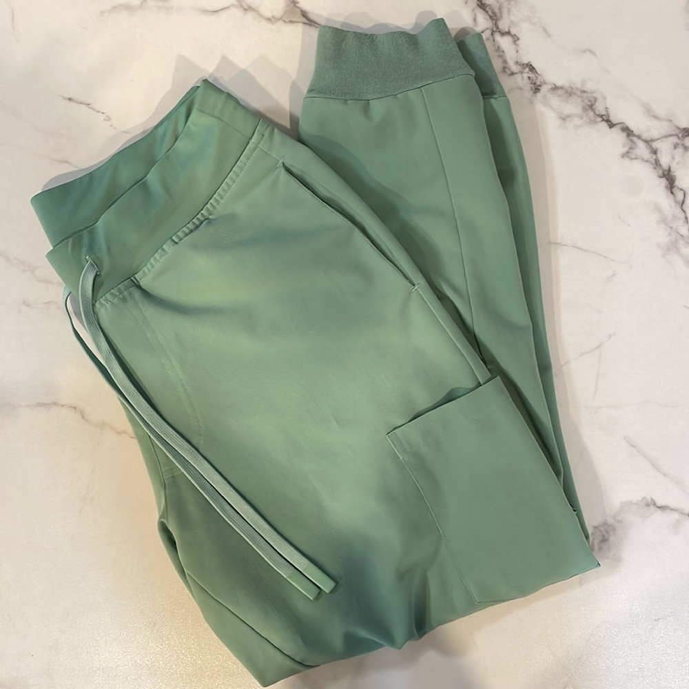 Mandala Jade Scrub Set